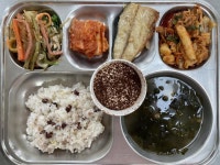 7월 4일 (월) 점심 급식사진 :: 급식 소식 :: 동평여자중학교 동평여자중학교 :: 급식 소식 :: 7월 4일 (월) 점심 급식사진