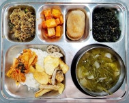 7월 5일 (화) 점심 급식사진 :: 급식 소식 :: 대천리중학교 대천리중학교 :: 급식 소식 :: 7월 5일 (화) 점심 급식사진