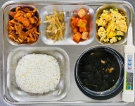 동북중학교 :: 급식 소식 :: 7월 11일 (월) 점심 급식사진