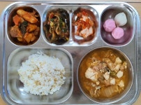 7월 11일 (월) 점심 급식사진 :: 급식 소식 :: 인천삼목초등학교 인천삼목초등학교 :: 급식 소식 :: 7월 11일 (월) 점심 급식사진