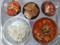 7월 18일 (월) 점심 급식사진 :: 급식 소식 :: 부광중학교 부광중학교 :: 급식 소식 :: 7월 18일 (월) 점심 급식사진