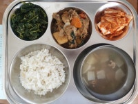 7월 19일 (화) 점심 급식사진 :: 급식 소식 :: 서울수색초등학교 서울수색초등학교 :: 급식 소식 :: 7월 19일 (화) 점심 급식사진