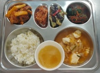2022년 8월 18일(수) 식단 사진 :: 급식 소식 :: 김해삼계중학교 김해삼계중학교 :: 급식 소식 :: 2022년 8월 18일(수) 식단 사진