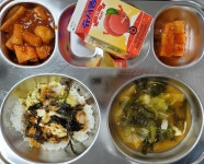 8월 19일 (금) 점심 급식사진 :: 급식 소식 :: 고양송산중학교 고양송산중학교 :: 급식 소식 :: 8월 19일 (금) 점심 급식사진