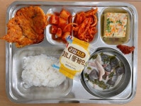 8월 23일 (화) 점심 급식사진 :: 급식 소식 :: 중화고등학교 중화고등학교 :: 급식 소식 :: 8월 23일 (화) 점심 급식사진