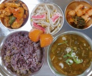 8월 24일 (수) 점심 급식사진 :: 급식 소식 :: 손곡초등학교 손곡초등학교 :: 급식 소식 :: 8월 24일 (수) 점심 급식사진