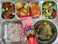 8월 25일 (목) 점심 급식사진 :: 급식 소식 :: 신서고등학교 신서고등학교 :: 급식 소식 :: 8월 25일 (목) 점심 급식사진