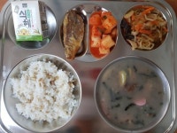 8월 25일 (목) 점심 급식사진 :: 급식 소식 :: 안일초등학교 안일초등학교 :: 급식 소식 :: 8월 25일 (목) 점심 급식사진