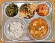 8월 29일 (월) 점심 급식사진 :: 급식 소식 :: 두일중학교 두일중학교 :: 급식 소식 :: 8월 29일 (월) 점심 급식사진