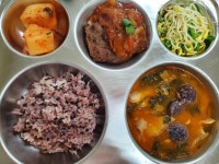 8월 29일 (월) 점심 급식사진 :: 급식 소식 :: 어정중학교 어정중학교 :: 급식 소식 :: 8월 29일 (월) 점심 급식사진