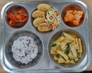 8월 30일 (화) 점심 급식사진 :: 급식 소식 :: 효명중학교 효명중학교 :: 급식 소식 :: 8월 30일 (화) 점심 급식사진