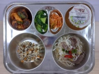 8월 31일 (수) 점심 급식사진 :: 급식 소식 :: 인천만월초등학교 인천만월초등학교 :: 급식 소식 :: 8월 31일 (수) 점심 급식사진