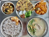 9월 22일 (목) 점심 급식사진 :: 급식 소식 :: 영덕고등학교 영덕고등학교 :: 급식 소식 :: 9월 22일 (목) 점심 급식사진