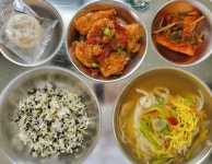 10월 5일 (수) 점심 급식사진 :: 급식 소식 :: 동학중학교 동학중학교 :: 급식 소식 :: 10월 5일 (수) 점심 급식사진