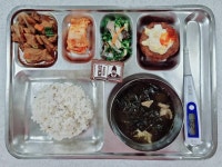 10월11일(화) :: 급식 소식 :: 전주성심여자중학교 전주성심여자중학교 :: 급식 소식 :: 10월11일(화)