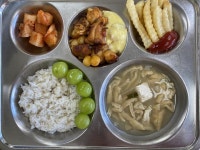 10월 17일 (월) 점심 급식사진 :: 급식 소식 :: 정왕고등학교 정왕고등학교 :: 급식 소식 :: 10월 17일 (월) 점심 급식사진