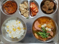 12월 2일 (금) 점심 급식사진 :: 급식 소식 :: 용인신촌초등학교 용인신촌초등학교 :: 급식 소식 :: 12월 2일 (금) 점심 급식사진