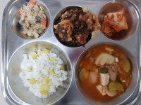 12월 6일 (화) 점심 급식사진 :: 급식 소식 :: 부광중학교 부광중학교 :: 급식 소식 :: 12월 6일 (화) 점심 급식사진