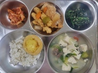 12월 9일 (금) 점심 급식사진 :: 급식 소식 :: 용인바이오고등학교 용인바이오고등학교 :: 급식 소식 :: 12월 9일 (금) 점심 급식사진