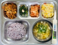 12월 6일 (화) 점심 급식사진 :: 급식 소식 :: 동북중학교 동북중학교 :: 급식 소식 :: 12월 6일 (화) 점심 급식사진