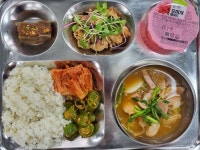 12월20일 급식사진 :: 급식 소식 :: 한솔중학교 한솔중학교 :: 급식 소식 :: 12월20일 급식사진