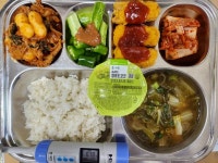 12월 20일 (화) 점심 급식사진 :: 급식 소식 :: 신광여자중학교 신광여자중학교 :: 급식 소식 :: 12월 20일 (화) 점심 급식사진