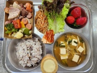 12월 19일 (월) 점심 급식사진 :: 급식 소식 :: 안법고등학교 안법고등학교 :: 급식 소식 :: 12월 19일 (월) 점심 급식사진