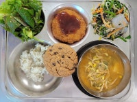 12월 20일 (화) 점심 급식사진 :: 급식 소식 :: 덕영고등학교 덕영고등학교 :: 급식 소식 :: 12월 20일 (화) 점심 급식사진