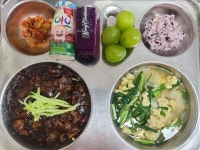 12월 23일 (금) 점심 급식사진 :: 급식 소식 :: 용인신촌초등학교 용인신촌초등학교 :: 급식 소식 :: 12월 23일 (금) 점심 급식사진