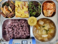 12월 26일 (월) 점심 급식사진 :: 급식 소식 :: 신광여자중학교 신광여자중학교 :: 급식 소식 :: 12월 26일 (월) 점심 급식사진