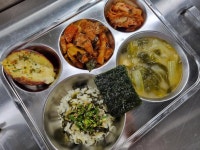 12월 28일 (수) 점심 급식사진 :: 급식 소식 :: 성남동중학교 성남동중학교 :: 급식 소식 :: 12월 28일 (수) 점심 급식사진