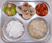 12월 30일 (금) 점심 급식사진 :: 급식 소식 :: 어람초등학교 어람초등학교 :: 급식 소식 :: 12월 30일 (금) 점심 급식사진