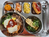 2월 9일 (목) 점심 급식사진 :: 급식 소식 :: 서울미술고등학교 서울미술고등학교 :: 급식 소식 :: 2월 9일 (목) 점심 급식사진