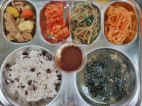 3월 6일 (월) 점심 급식사진 :: 급식 소식 :: 부산중앙여자중학교 부산중앙여자중학교 :: 급식 소식 :: 3월 6일 (월) 점심 급식사진