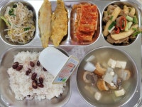 3월 7일 (화) 점심 급식사진 :: 급식 소식 :: 한바다중학교 한바다중학교 :: 급식 소식 :: 3월 7일 (화) 점심 급식사진