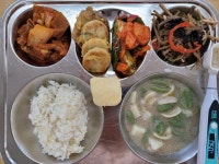 23.3.20식단사진 :: 급식 소식 :: 군산서흥중학교 군산서흥중학교 :: 급식 소식 :: 23.3.20식단사진