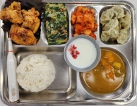 4월 6일 (목) 점심 급식사진 :: 급식 소식 :: 경주중학교 경주중학교 :: 급식 소식 :: 4월 6일 (목) 점심 급식사진