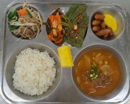 4월 21일 (금) 점심 급식사진 :: 급식 소식 :: 인천영선고등학교 인천영선고등학교 :: 급식 소식 :: 4월 21일 (금) 점심 급식사진