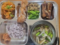 식단사진(5월12일) :: 급식 소식 :: 군산여자상업고등학교 군산여자상업고등학교 :: 급식 소식 :: 식단사진(5월12일)