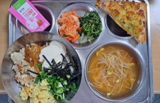 2023년 5월 19일(금) 식단 및 식재료 사진 :: 급식 소식 :: 대전관저중학교 대전관저중학교 :: 급식 소식 :: 2023년 5월 19일(금) 식단 및... 