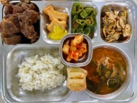 5월 22일 (월) 점심 급식사진 :: 급식 소식 :: 문현여자중학교 문현여자중학교 :: 급식 소식 :: 5월 22일 (월) 점심 급식사진