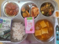 23.6.1식단사진 :: 급식 소식 :: 군산서흥중학교 군산서흥중학교 :: 급식 소식 :: 23.6.1식단사진