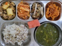 6월 2일 (금) 점심 급식사진 :: 급식 소식 :: 광안초등학교 광안초등학교 :: 급식 소식 :: 6월 2일 (금) 점심 급식사진