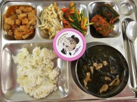 6월 5일 (월) 점심 급식사진 :: 급식 소식 :: 인명여자고등학교 인명여자고등학교 :: 급식 소식 :: 6월 5일 (월) 점심 급식사진