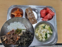 6월 2일 (금) 점심 급식사진 :: 급식 소식 :: 대구가톨릭대학교사범대학부속무학중학교 대구가톨릭대학교사범대학부속무학중학교 :: 급식 소식... 