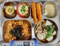 6월 9일 (금) 점심 급식사진 :: 급식 소식 :: 신광여자중학교 신광여자중학교 :: 급식 소식 :: 6월 9일 (금) 점심 급식사진