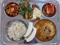 2023년 6월 21일(수) 식단 사진 :: 급식 소식 :: 김해삼계중학교 김해삼계중학교 :: 급식 소식 :: 2023년 6월 21일(수) 식단 사진