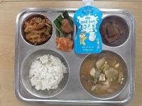 7월 4일 (화) 점심 급식사진 :: 급식 소식 :: 영천중앙초등학교 영천중앙초등학교 :: 급식 소식 :: 7월 4일 (화) 점심 급식사진