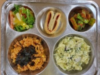 7월 5일 (수) 점심 급식사진 :: 급식 소식 :: 석우초등학교 석우초등학교 :: 급식 소식 :: 7월 5일 (수) 점심 급식사진