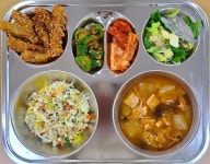 7월 13일 (목) 점심 급식사진 :: 급식 소식 :: 예일여자중학교 예일여자중학교 :: 급식 소식 :: 7월 13일 (목) 점심 급식사진